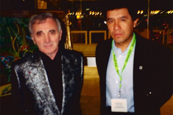 Charles Aznavour y Edmundo Monroy 